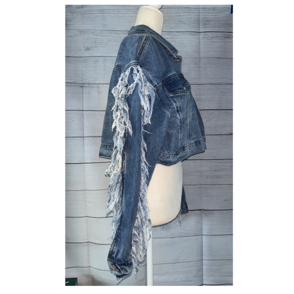 NWT Shein SXY Fringe Trim Drop Shoulder Denim Jacket - Picture 5 of 6